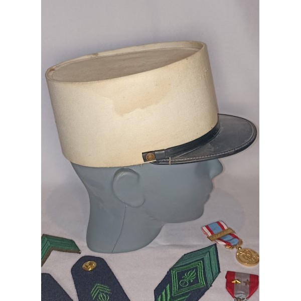 Souvenir képi insignes médailles Légion Para 1er REP Guerre Algérie