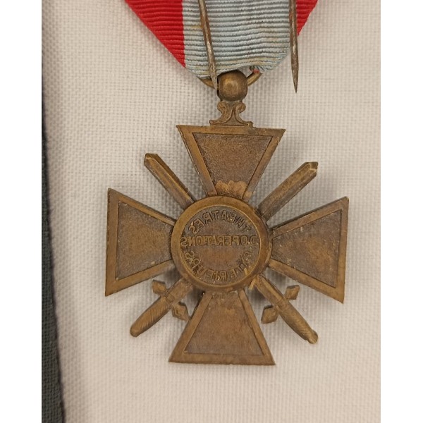 Souvenir képi insignes médailles Légion Para 1er REP Guerre Algérie