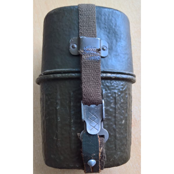 Gamelle, gourde Allemande...