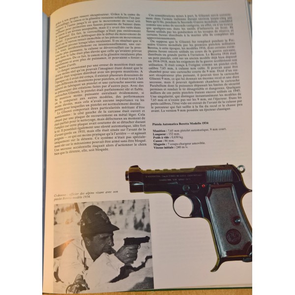 Livre "Armes légères de la seconde guerre mondiale "