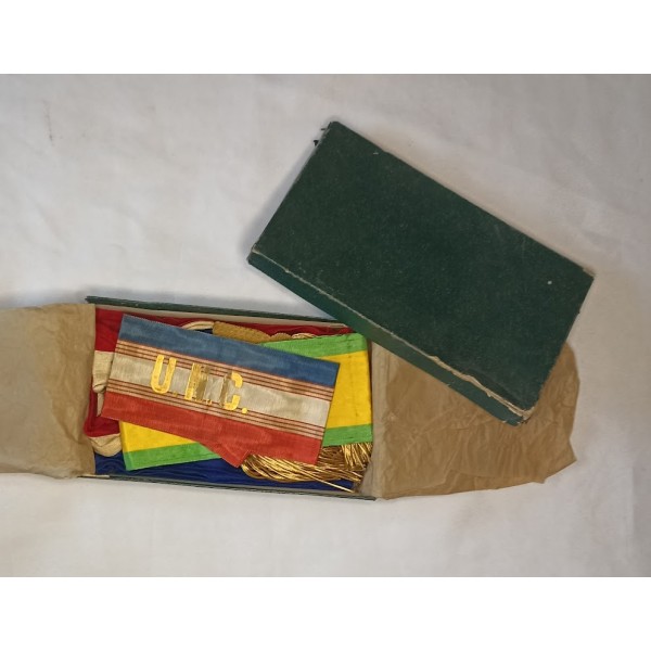 Ancienne écharpe de Maire...