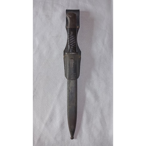 Baïonnette et son porte...