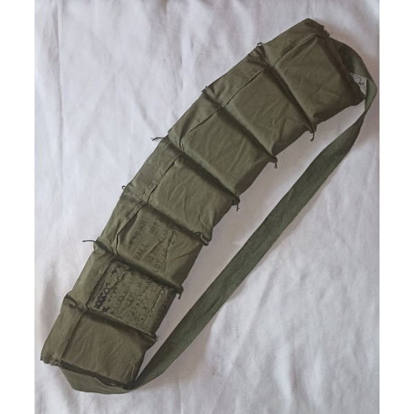 Baudrier porte chargeurs...