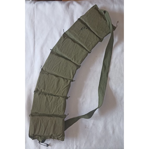 Baudrier porte chargeurs M-16 US guerre Vietnam 1970