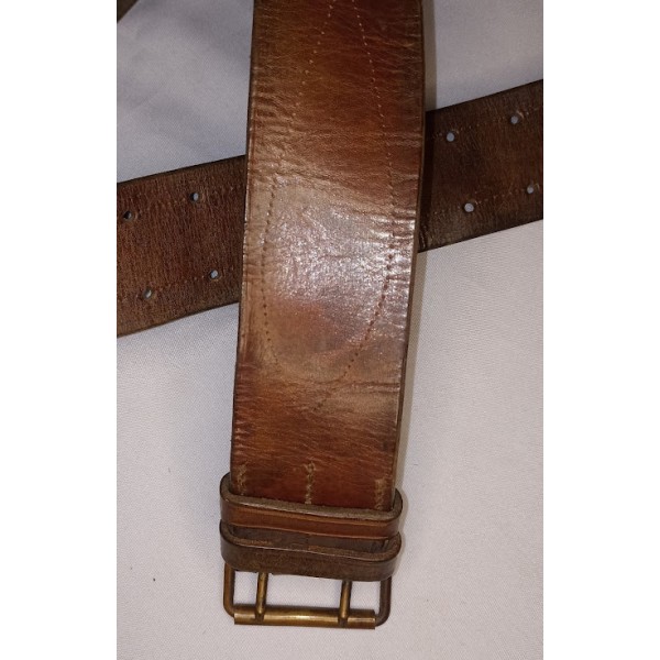 Ceinturon réglementaire...