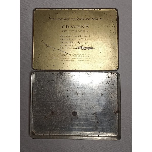 Boite à cigarettes anglaise...