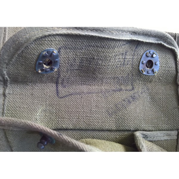 Sacoche porte grenade Armée Française période guerre d' Algérie