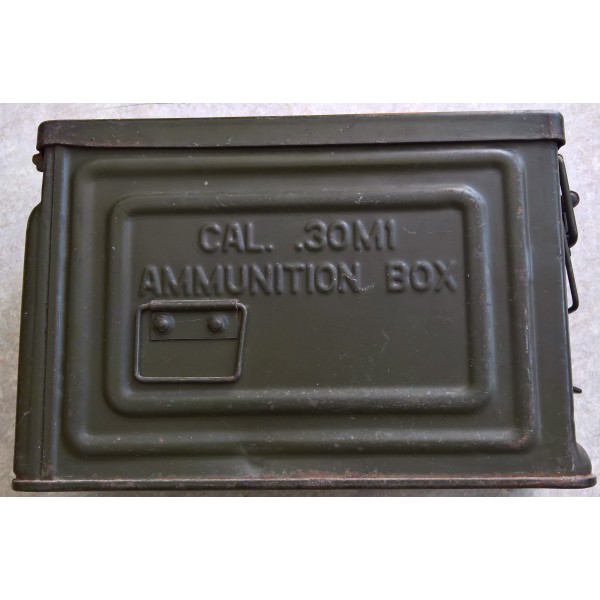 Caisse à munition calibre...