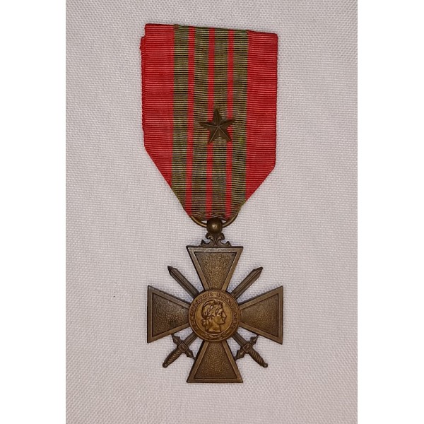 Médaille croix de guerre...