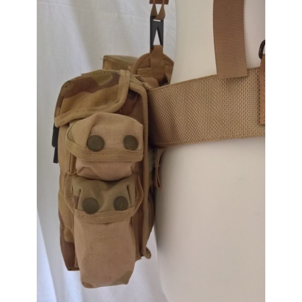 Brelage, gilet d'assaut Américain, USMC camouflage désert Guerre du Golfe , Koweït