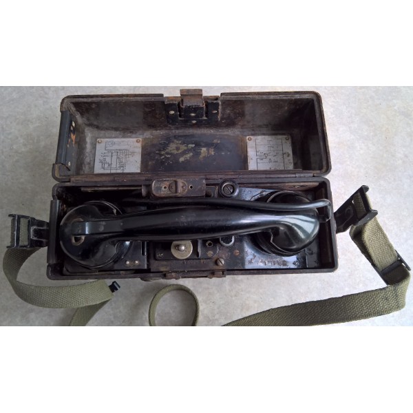 Feldtelefon FF33 Téléphone de campagne Allemand WW2