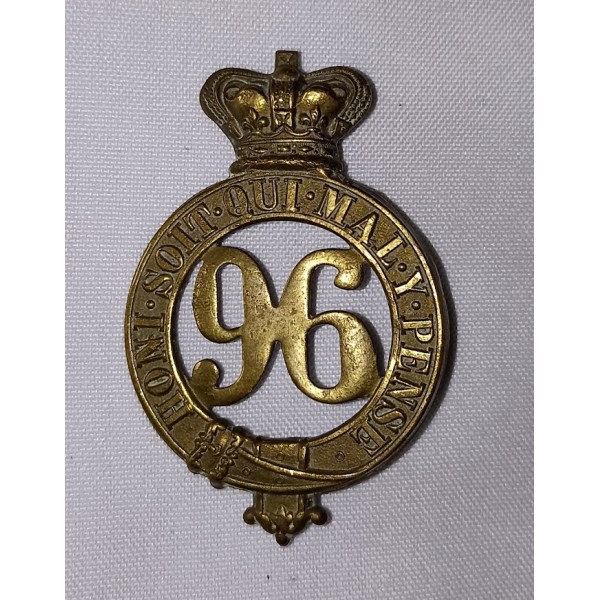 Cap badge anglais 96th...
