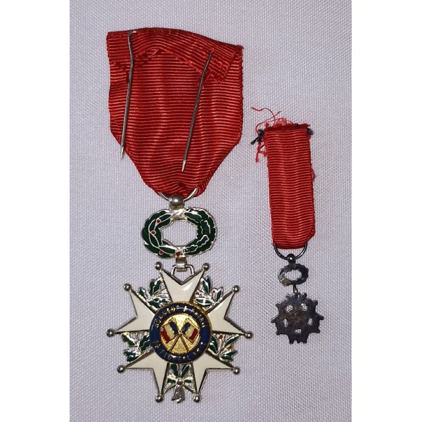 Médaille ordre Chevalier de...