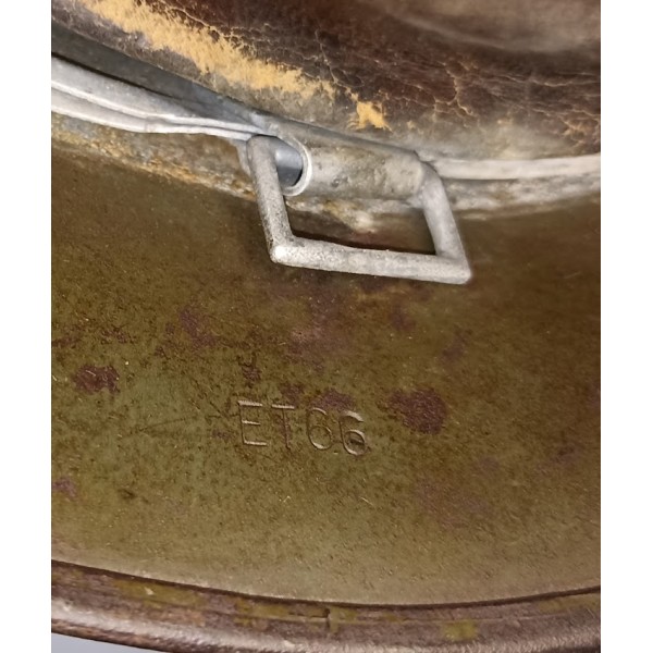 Casque Allemand modèle 35 insigne Wehrmacht 39/45 WW2