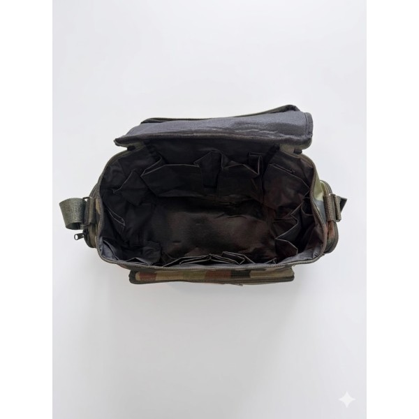 Sac médical camouflage avec bandoulière