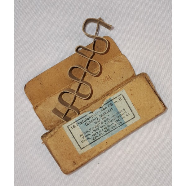 Boite vide 9mm luger p-08...