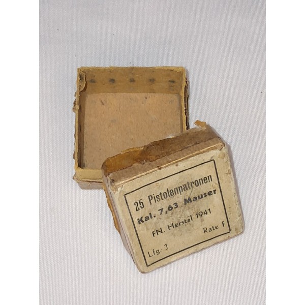 Rare boite vide munitions...