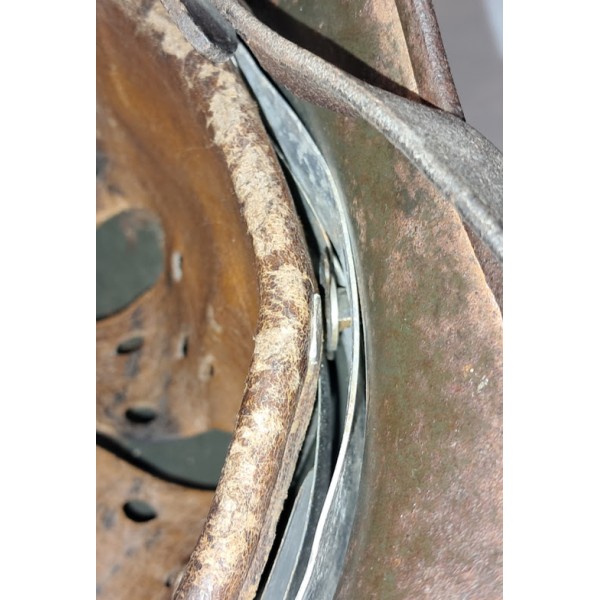 Casque Allemand modèle 1935 peinture granitée 2 insignes 1940 WW2