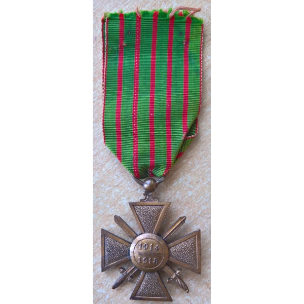 Médaille croix de guerre...