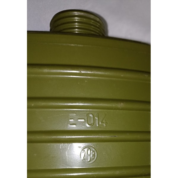 Masque anti gaz soviétique URSS années 70 guerre froide