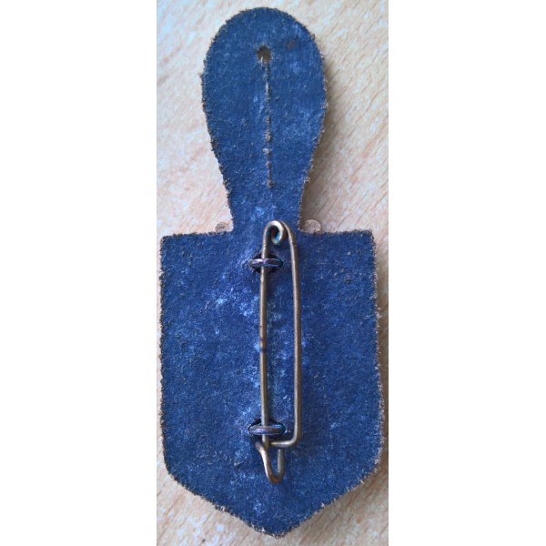 Insigne pucelle GMR 57ème RI