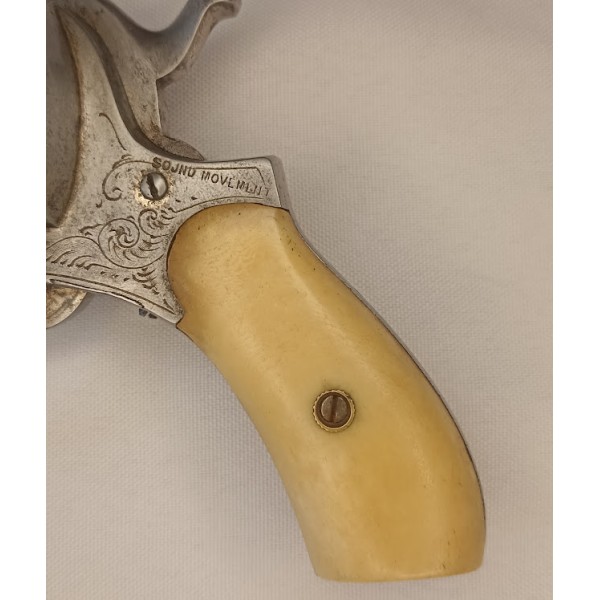 Révolver type Lefaucheux...