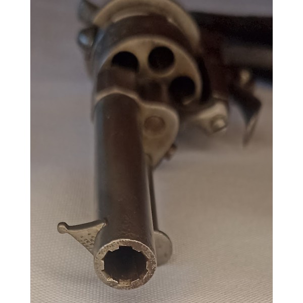 Révolver type Lefaucheux broche Liège Belgique XIXème