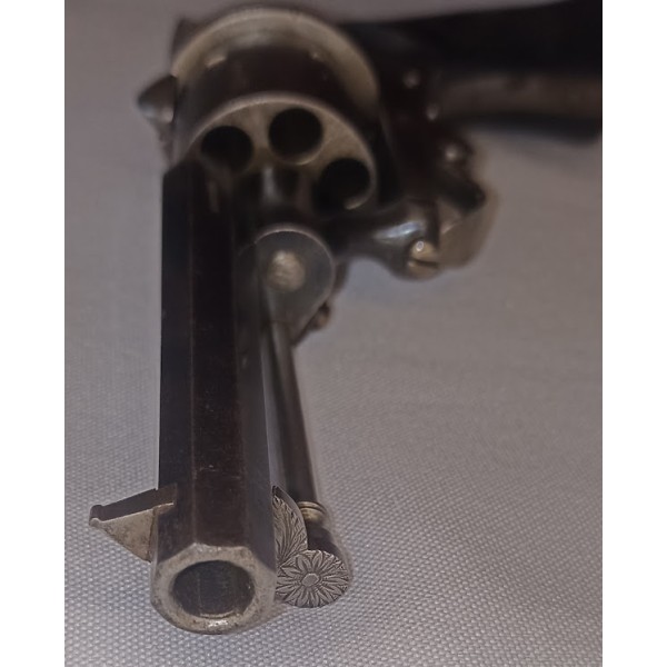 Révolver type Lefaucheux broche St Etienne acier fondu