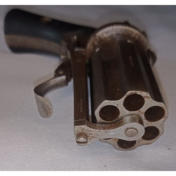 Révolver de poche type...