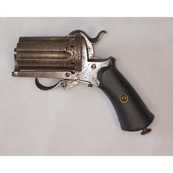 Révolver de poche type...