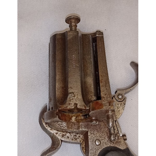 Révolver de poche type poivrière à broche XIXème St Etienne