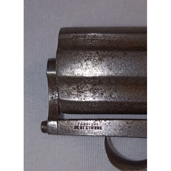 Révolver de poche type poivrière à broche XIXème St Etienne