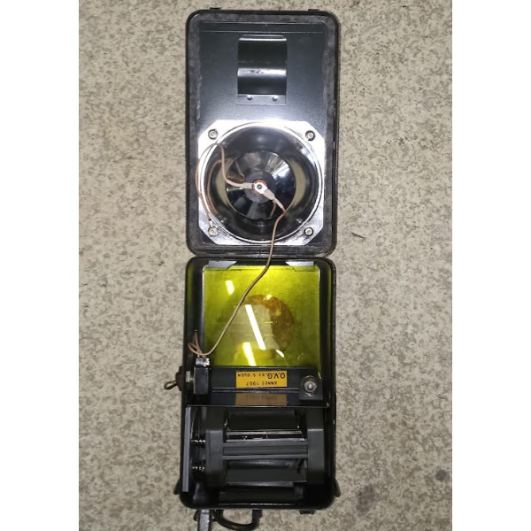 Lampe portative signalisation modèle 1967 Armée Française