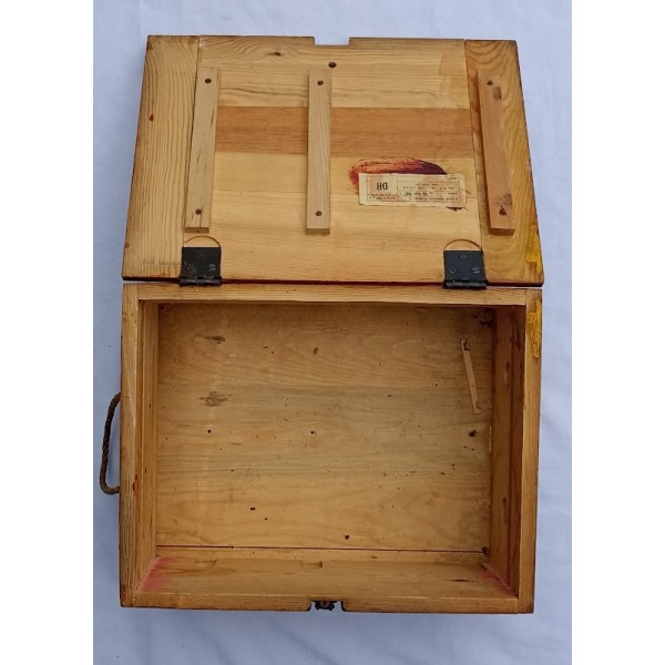 Caisse de munitions Allemande 1943 douilles 12.2cm WW2