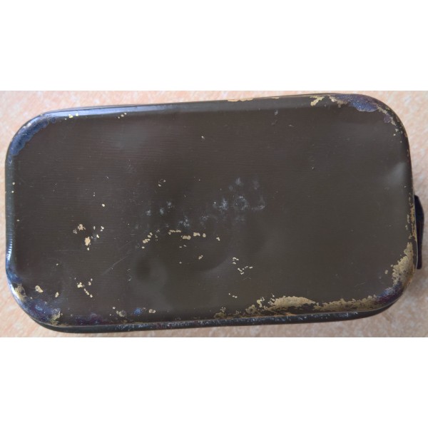 Peu courant pansement US...