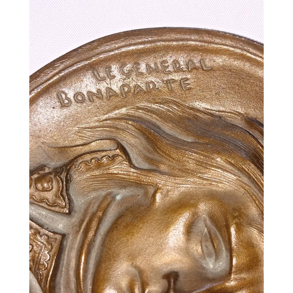 Médaille mural Napoléon BONAPARTE bronze signé DAVID 1831