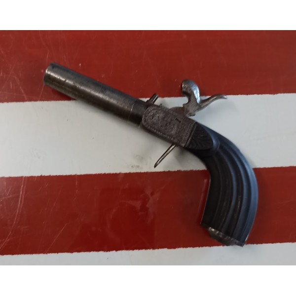 Pistolet à coffre un coup...