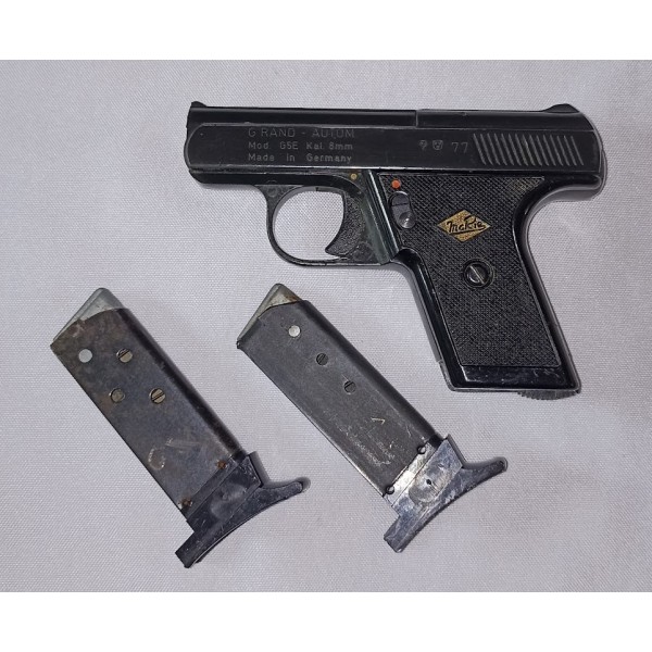 Petit pistolet automatique...