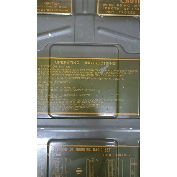 Poste émetteur-récepteur US RT-77/GRC-9 (FR)
