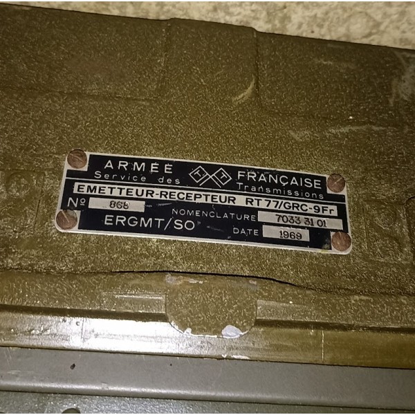 Poste émetteur-récepteur US RT-77/GRC-9 (FR)