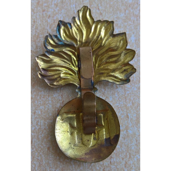 Insigne de casque Adrian doré