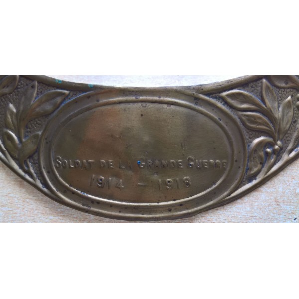 Plaque commémorative casque...