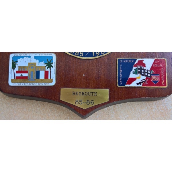 Plaque souvenir de L'escadron 10/11 de Gendarmerie Mobile à Beyrouth 85-86