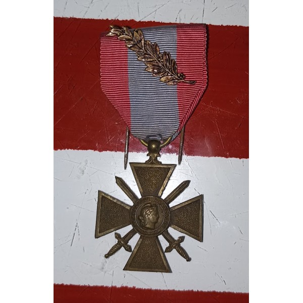 Médaille croix de guerre...