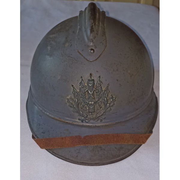 Casque Adrian modèle 1915...