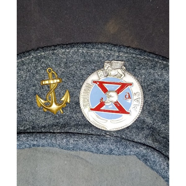 Béret troupe de marine...