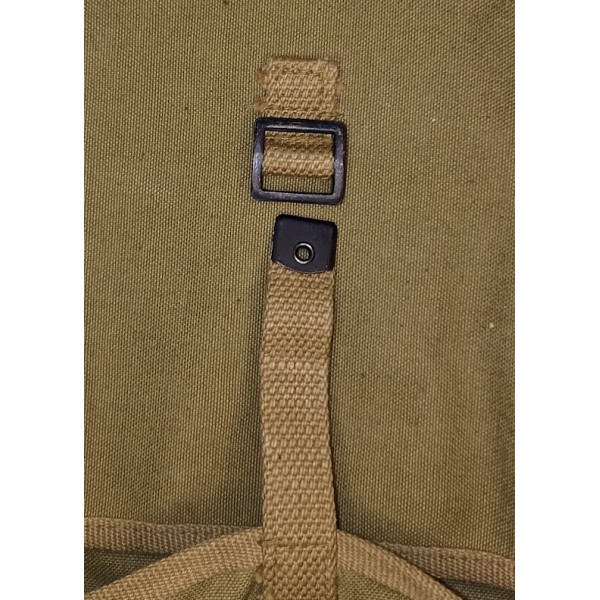 Porte gamelle us + couverts et gamelle 1944 British MADE ww2