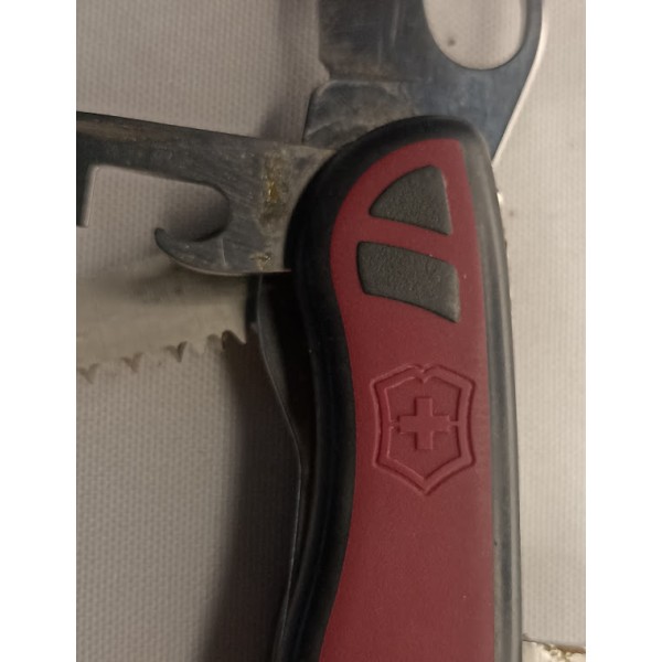 Couteau Suisse VICTORINOX...