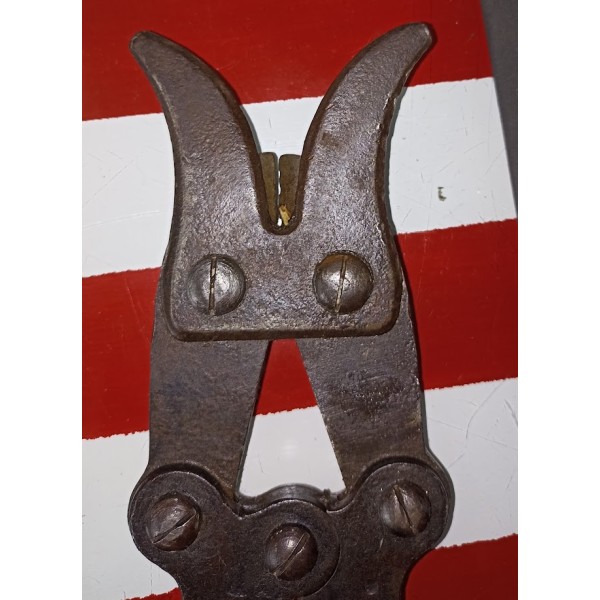 Pince coupe barbelais ww2 Peugeot frères 1939