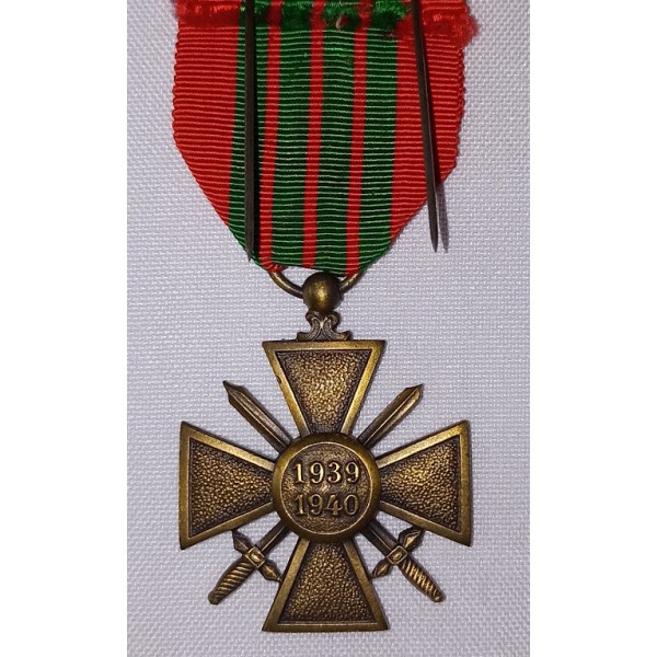 Médaille croix de guerre...